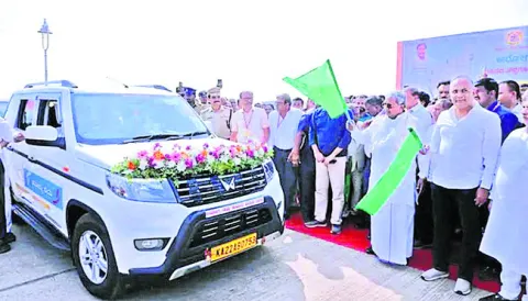 ఆరోగ్య సేతు  ప్రారంభించిన సీఎం 