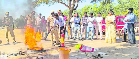 అగ్ని ప్రమాదాల నియంత్రణ అందరి బాధ్యత
