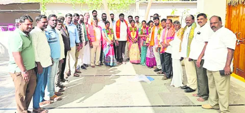 ప్రభుత్వంపై తీవ్ర వ్యతిరేకత 