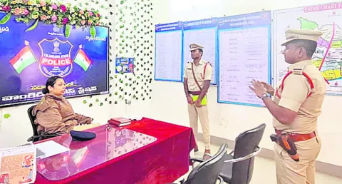 విధి నిర్వహణలో అప్రమత్తంగా ఉండాలి