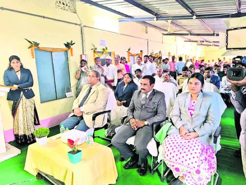 సివిల్‌ కోర్టులు ప్రారంభం