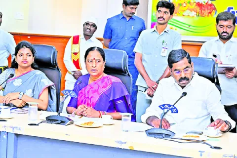 ఐనవోలు జాతరకు ఏర్పాట్లు చేయాలి