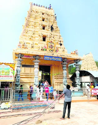 శ్రీవారి క్షేత్రం.. ముక్కోటికి ముస్తాబు 