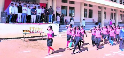 ప్రతిభ చాటే క్రీడాకారులకు ప్రత్యేక గుర్తింపు 