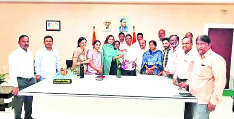 సమష్టి కృషి అభినందనీయం