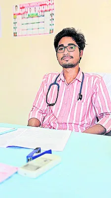 వైఎస్‌ కుటుంబం చలవతోనే వైద్య విద్య 