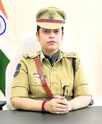 ప్రజల సహకారంతోనే.. 
