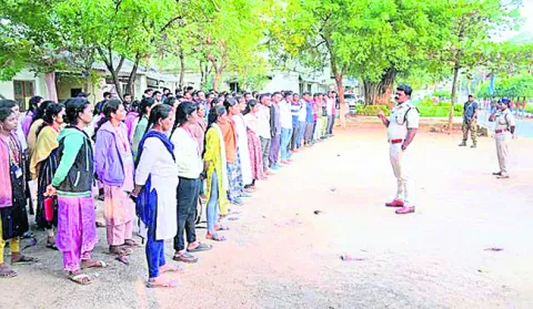 క్రమ‘శిక్షణ’తో పూర్తిచేయండి 