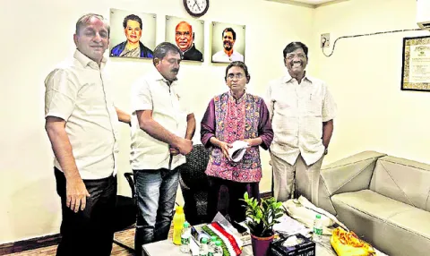 కాంగ్రెస్‌ మద్దతుతో 212 జీపీల్లో విజయం