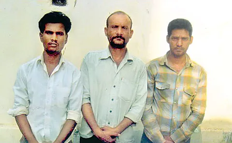 An inter state gang from Hyderabad planned to steal from Nampally court