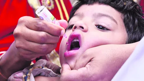 రెండు చుక్కలు.. జీవితానికి వెలుగు