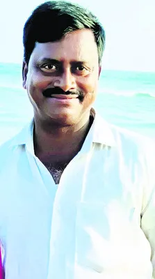 పత్తి అమ్మి వస్తుండగా ప్రమాదం
