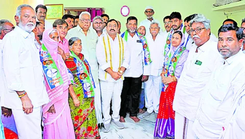 వైఎస్సార్‌ సీపీలో చేరిన అమరావతి టీడీపీ నేతలు 