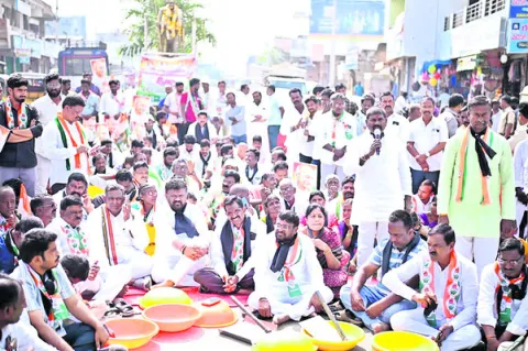 గాంధీజీ ఆశయ సాధనకు కృషి 