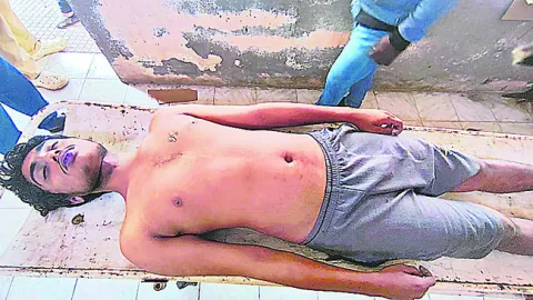 చెడు అలవాట్లతో                            బీబీఏ విద్యార