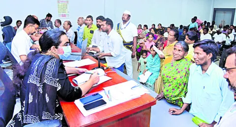 అర్జీలు గడువులోగా నాణ్యతతో పరిష్కరించాలి 