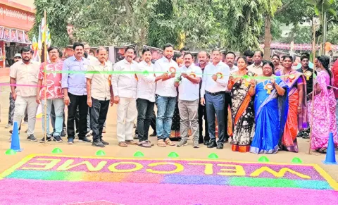 వైజ్ఞానిక ప్రదర్శనలతో సృజనాత్మకత 
