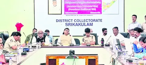 బాధితులకు అండగా ఉండాలి 