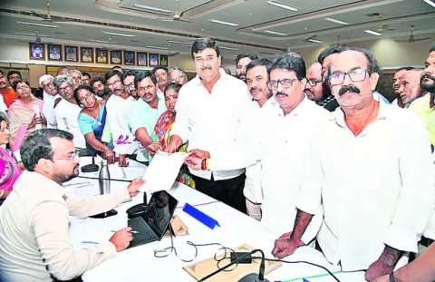 టీడీపీకి అనుకూలంగా పంచాయతీల పునర్విభజన 