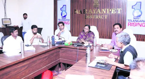 వందశాతం లక్ష్యాలు సాధించాలి 