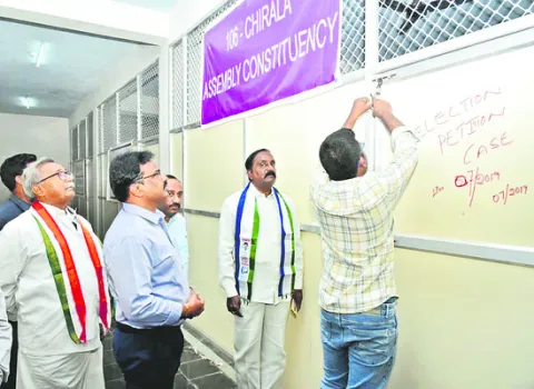 ఈవీఎం గోడౌన్ల వద్ద పటిష్ట బందోబస్తు 