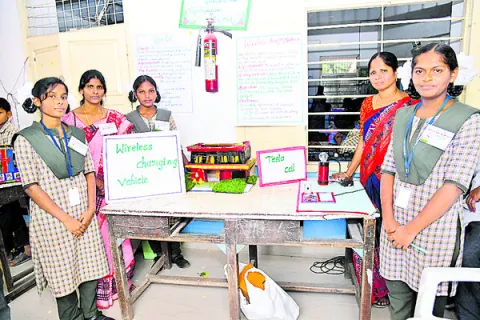 ప్రాజెక్టు: వైర్లెస్‌ చార్జింగ్‌ వెహికల్‌ 