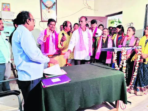 ●ప్రజల ముందే ప్రమాణం చేస్తాం..
