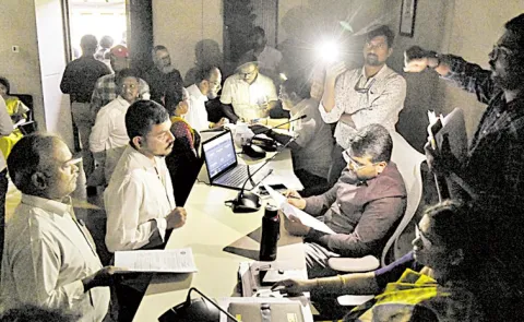 Power Cut In Visakhapatnam Collectorate Office: Andhra pradesh