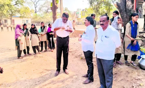 మధ్యాహ్న భోజనంలో నాణ్యత పాటించండి