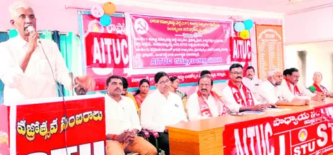 రాజ్యాంగ పరిరక్షణకు కదం తొక్కాలి