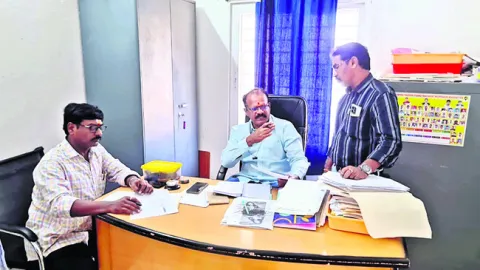 బర్త్‌, డెత్‌ సర్టిఫికెట్ల జారీ నిలిపివేత 