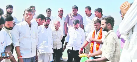 చివరి ఆయకట్టు వరకు సాగునీరు