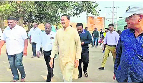 మజ్జిగౌరి మందిరంలో అభివృద్ధి పనుల పరిశీలన 