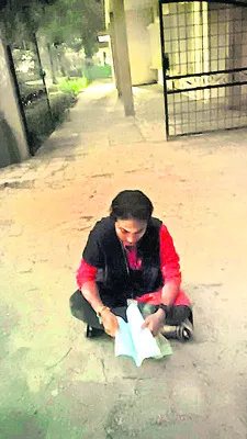 అర్హత ఉన్నా... తొలగించారు!