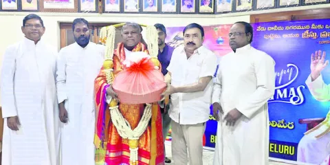 క్రీస్తు బోధనలు అనుసరణీయం 