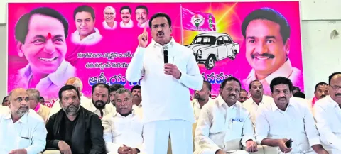 అధికార పార్టీ ప్రలోభాలకు లొంగొద్దు 