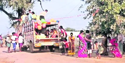 సాతనూరు..వలసవెళ్తోంది! 