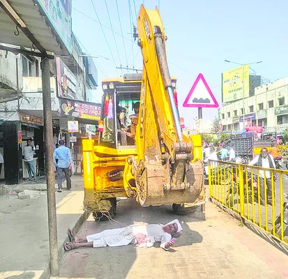 డబ్బా తొలగింపులో తీవ్ర ఉద్రిక్తత