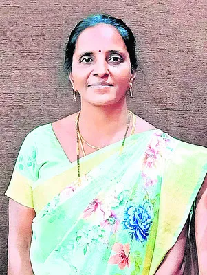 వితంతువులను ఆదుకోవాలి  
