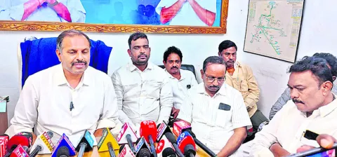 రాష్ట్రాన్ని అప్పులపాలు చేసిన కూటమి ప్రభుత్వం 