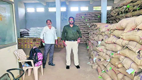 డీటీపై ఆర్డీఓ ఆగ్రహం 