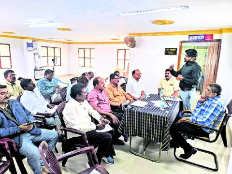 ‘పది’పై ప్రత్యేక దృష్టి సారించండి