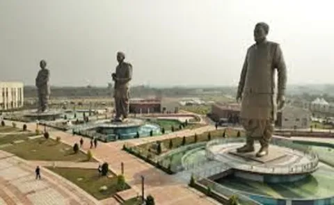 PM Narendra Modi will unveil statues of three great personalities