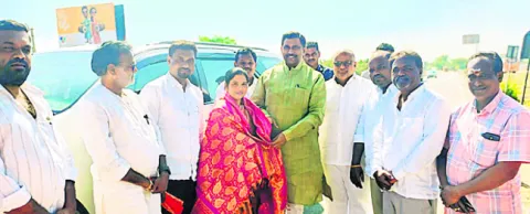 సుగుణకు సన్మానం