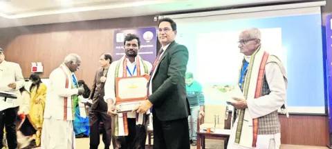 ప్రకృతి వ్యవసాయానికి పురస్కారం 