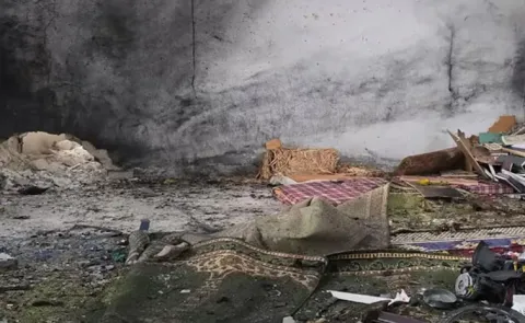 Syria Bomb blasts in a mosque kill 8 people15