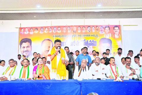 పార్టీ విధేయులకు తగిన ప్రాధాన్యం 