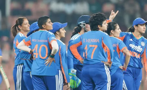 India Womens need 113 small target to win in 3rd T20I3