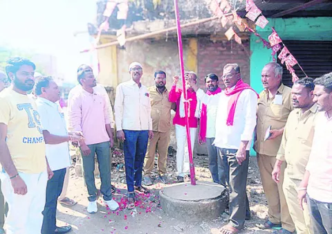 ఘనంగా సీపీఐ ఆవిర్భావ వేడుకలు
