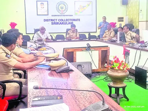 బ్లాక్‌స్పాట్స్‌ వద్ద నిఘా పెంచాలి 